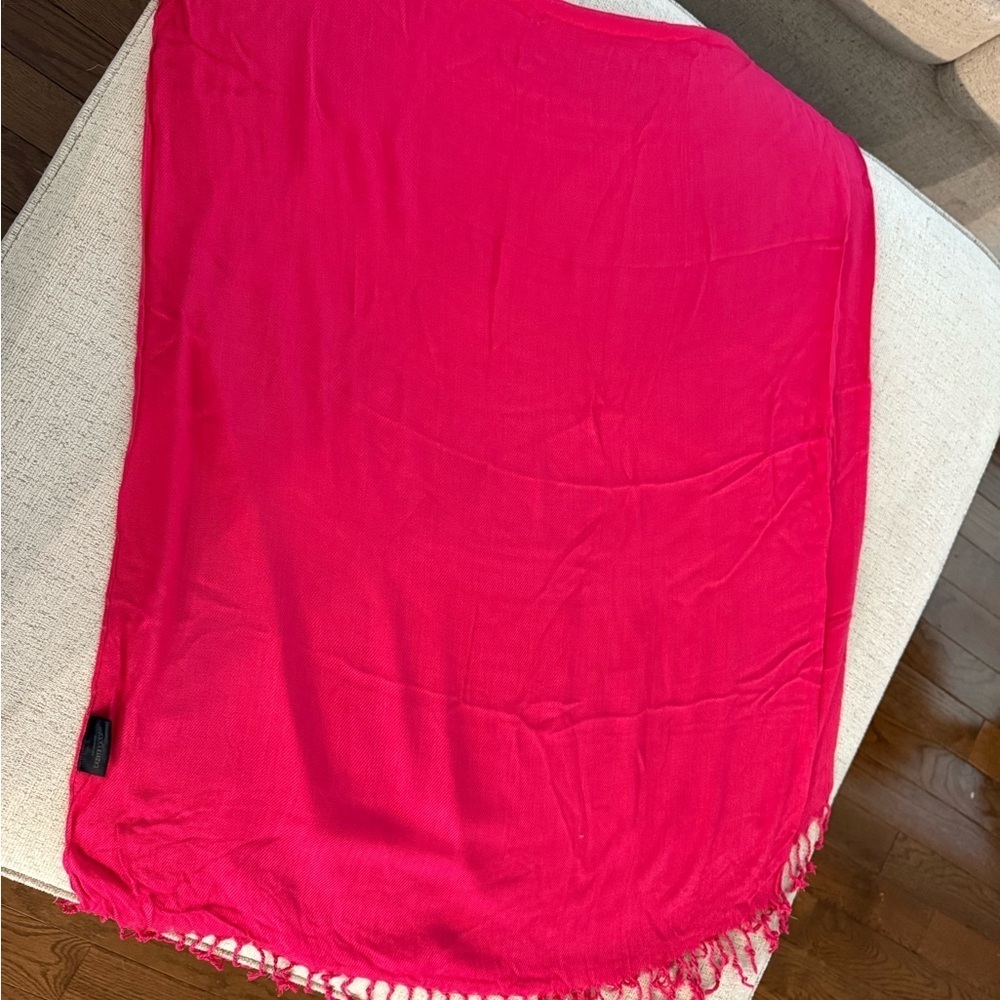 Bloomingdale's Pink Super Soft Scarf - Picture 4 of 7